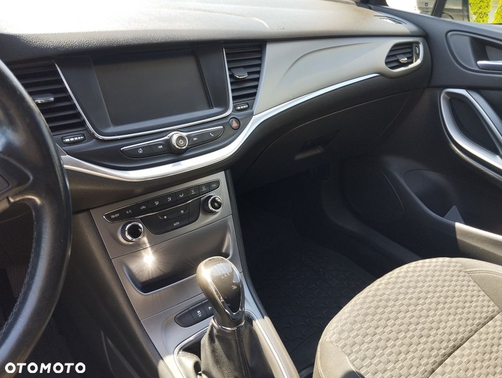 Opel Astra - 8