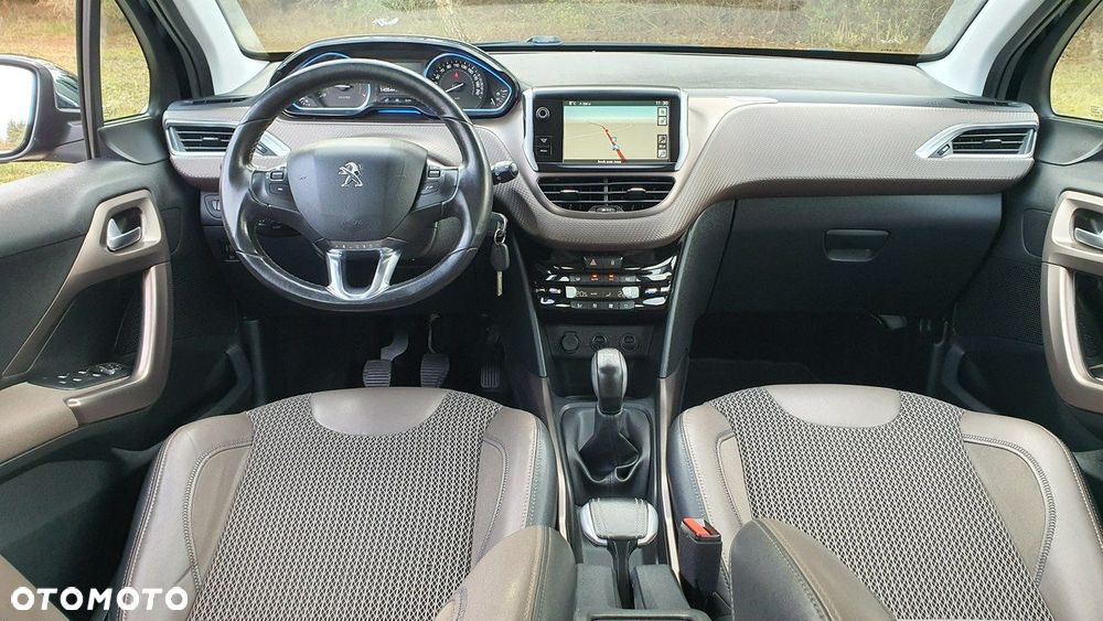 Peugeot 2008 1.6 VTi Style - 6