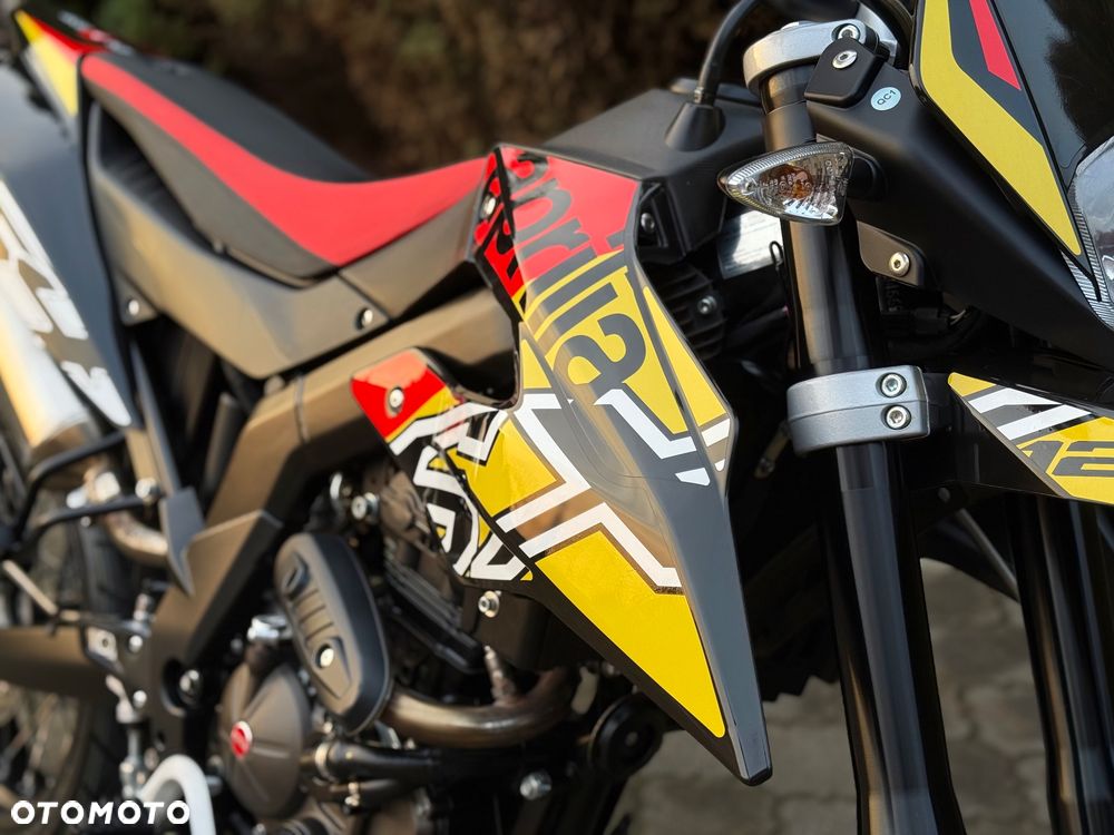 Aprilia SX - 17