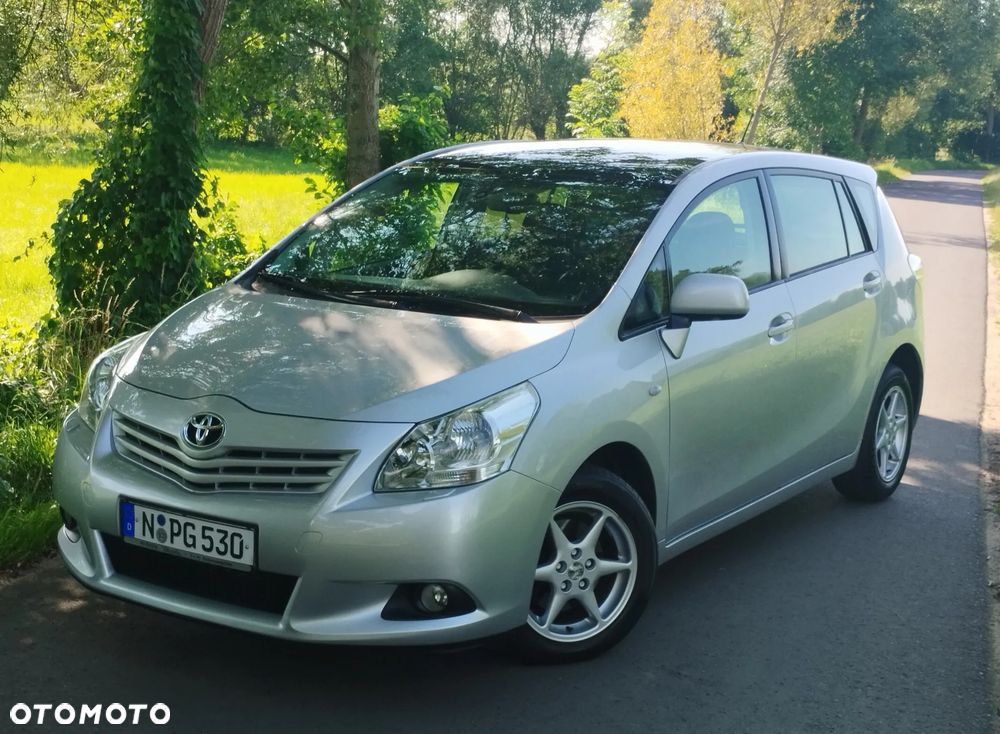 Toyota Verso 1.8 Sol plus 7os - 3