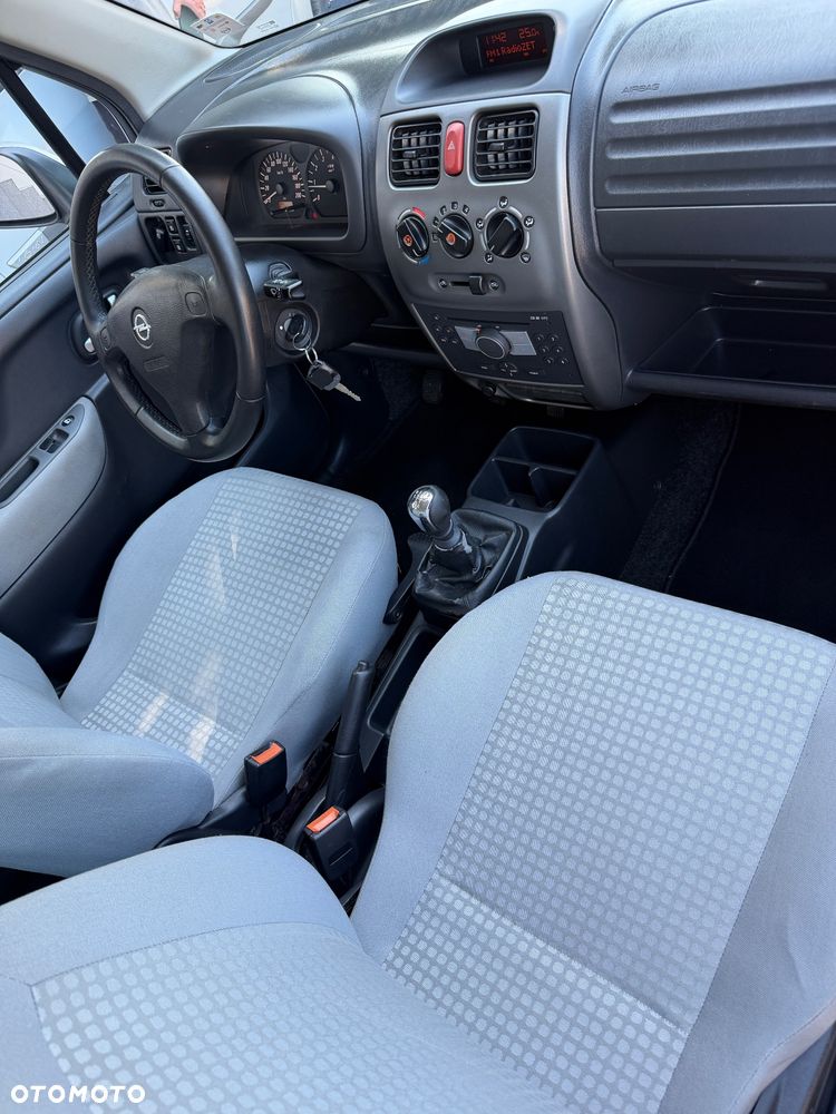 Opel Agila 1.2 16 V Edition - 11