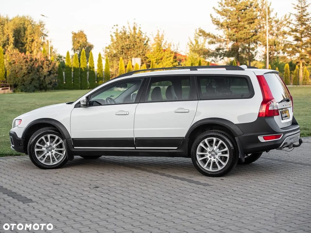 Volvo XC 70 D5 AWD Kinetic - 12