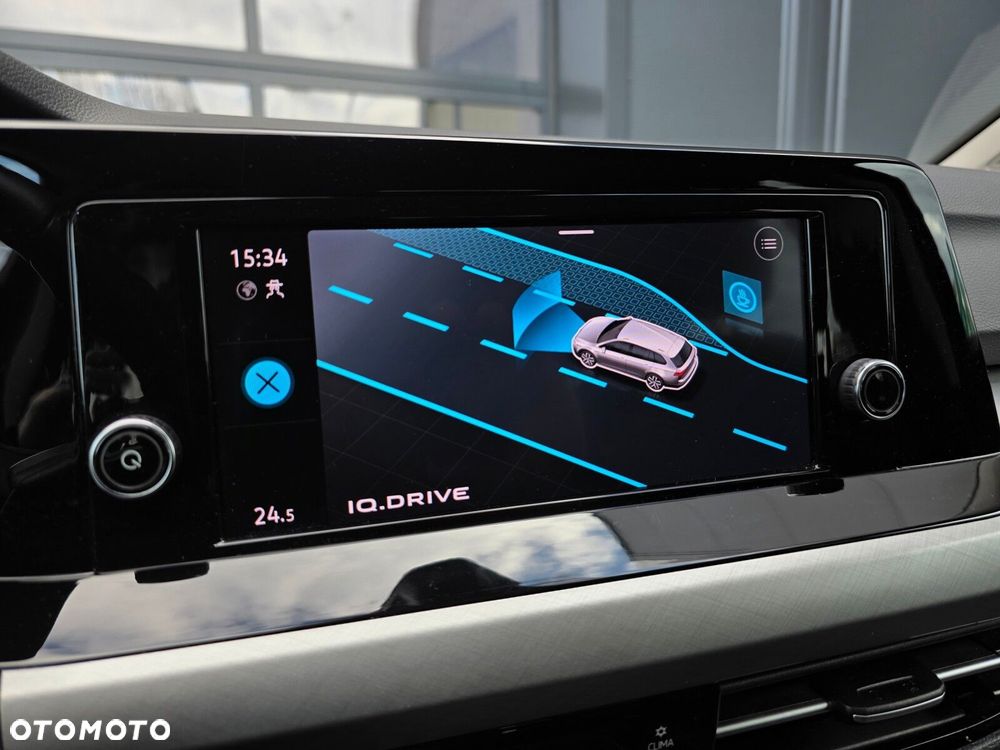 Volkswagen Golf 1.0 eTSI Life DSG - 21