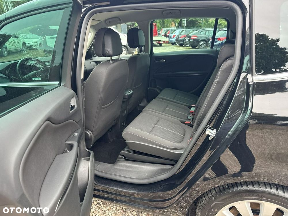 Opel Zafira - 22