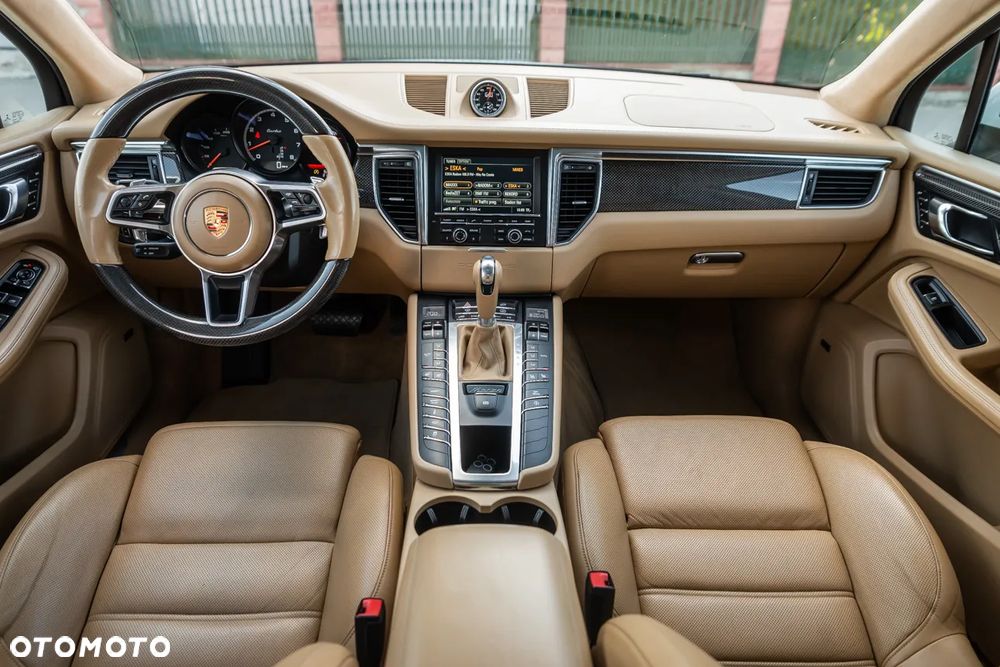 Porsche Macan - 14