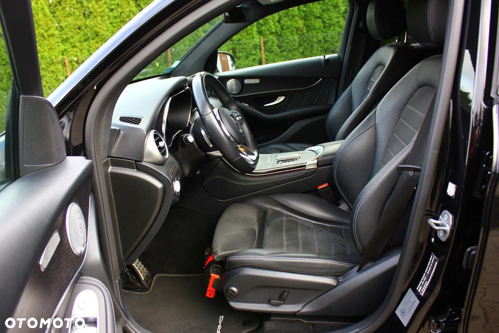 Mercedes-Benz GLC 400 d 4Matic 9G-TRONIC AMG Line - 25