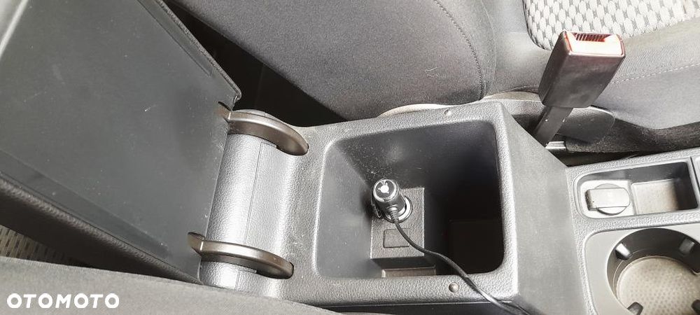 Volkswagen Sharan 2.0 TDI BlueMotion Technology Trendline - 21