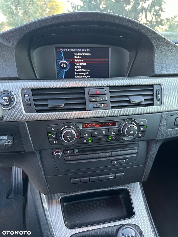BMW Seria 3 320d M Sport Edition - 28