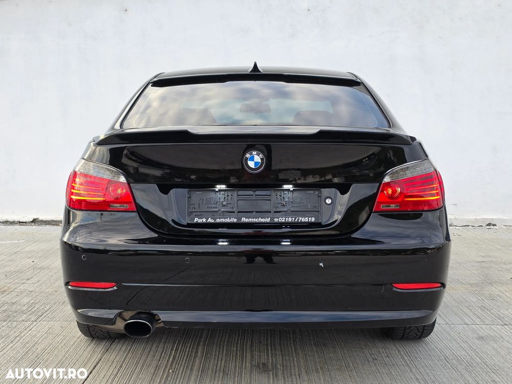 BMW Seria 5 520d Aut. Edition Exclusive - 6