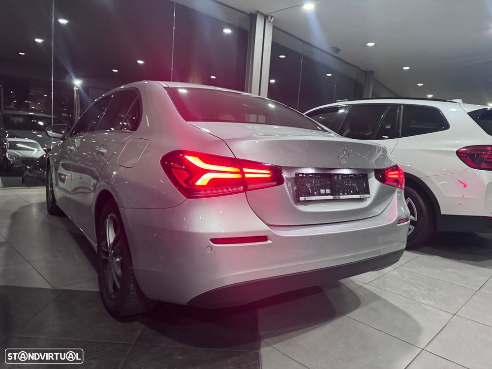 Mercedes-Benz A 180 Limousine d Business Solutions Aut. - 7