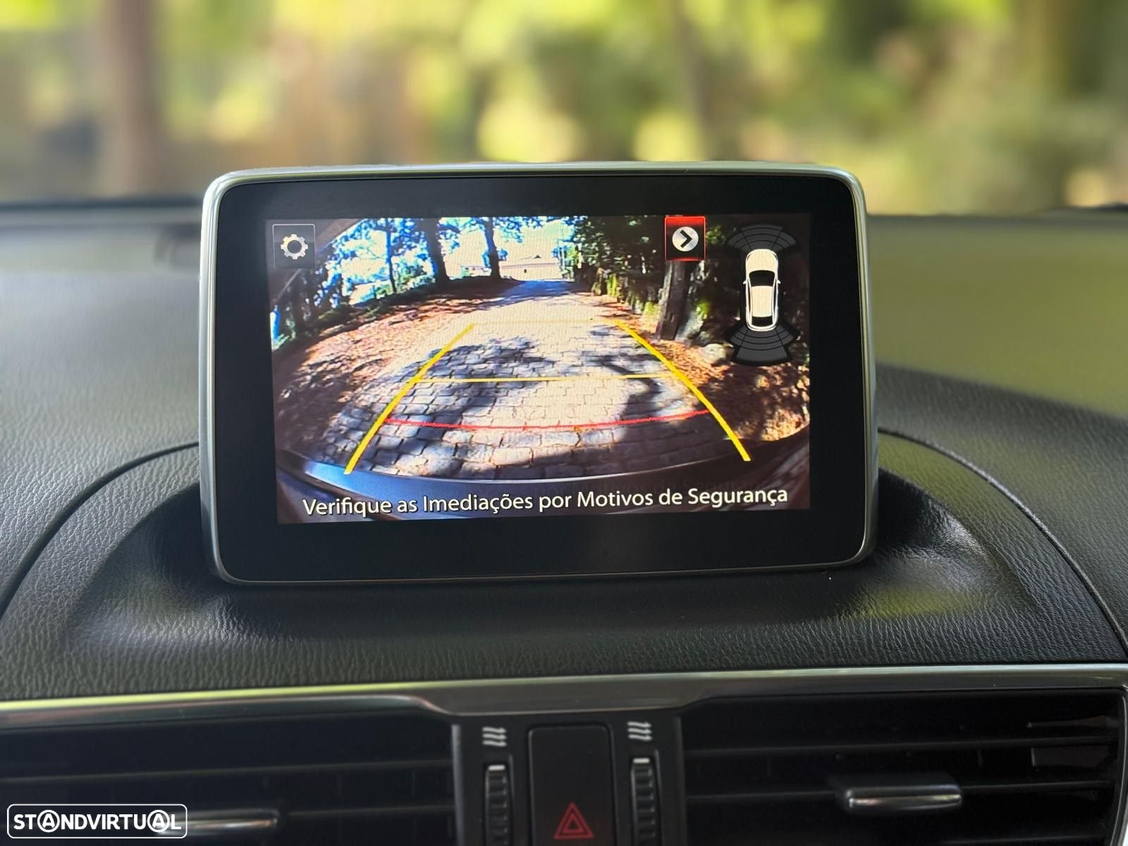 Mazda 3 1.5 Sky-D Excellence Pack Leather Navi - 25