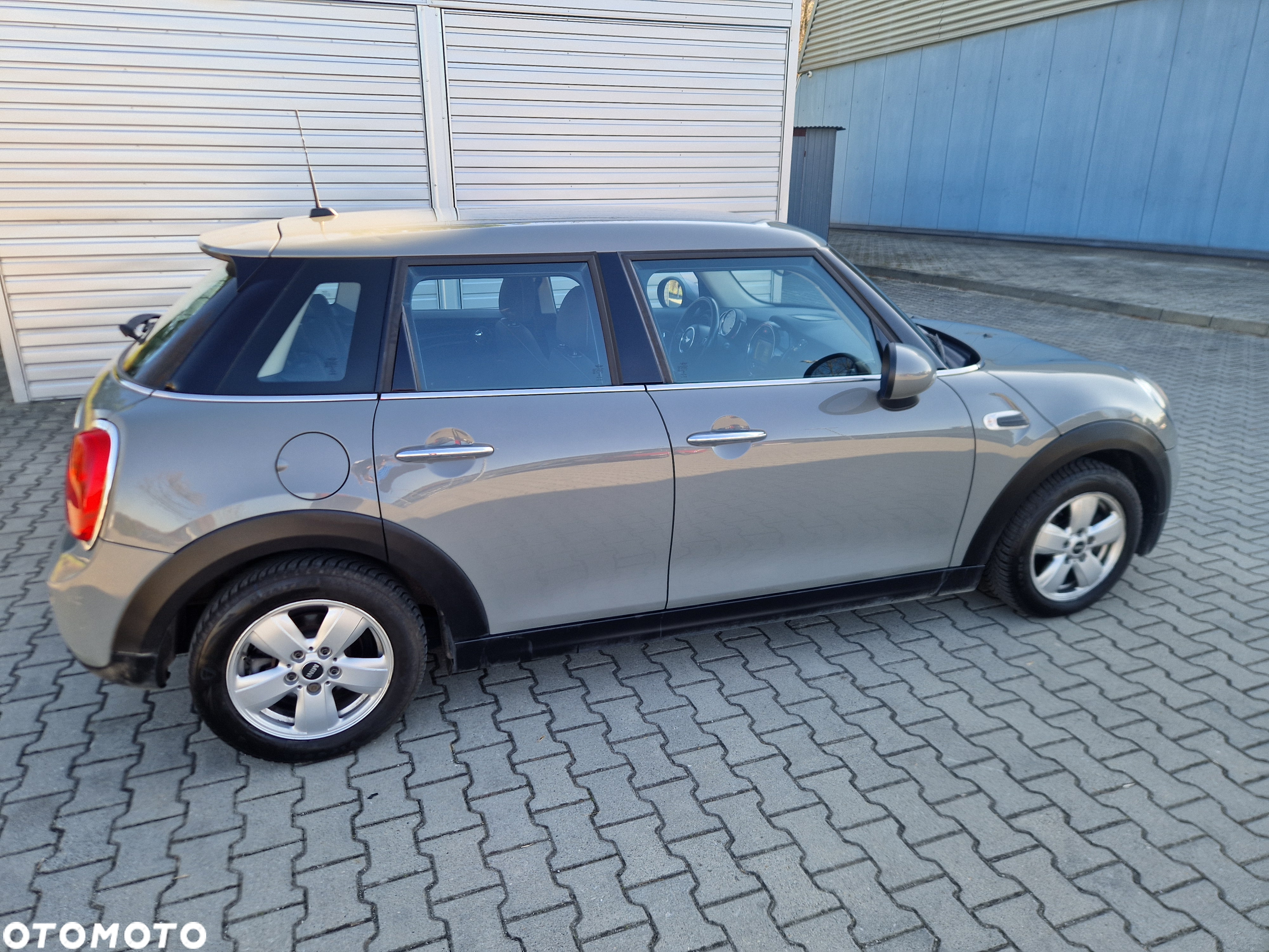MINI ONE Standard - 8