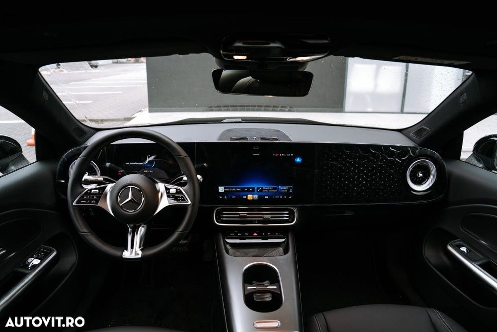 Mercedes-Benz CLA - 12