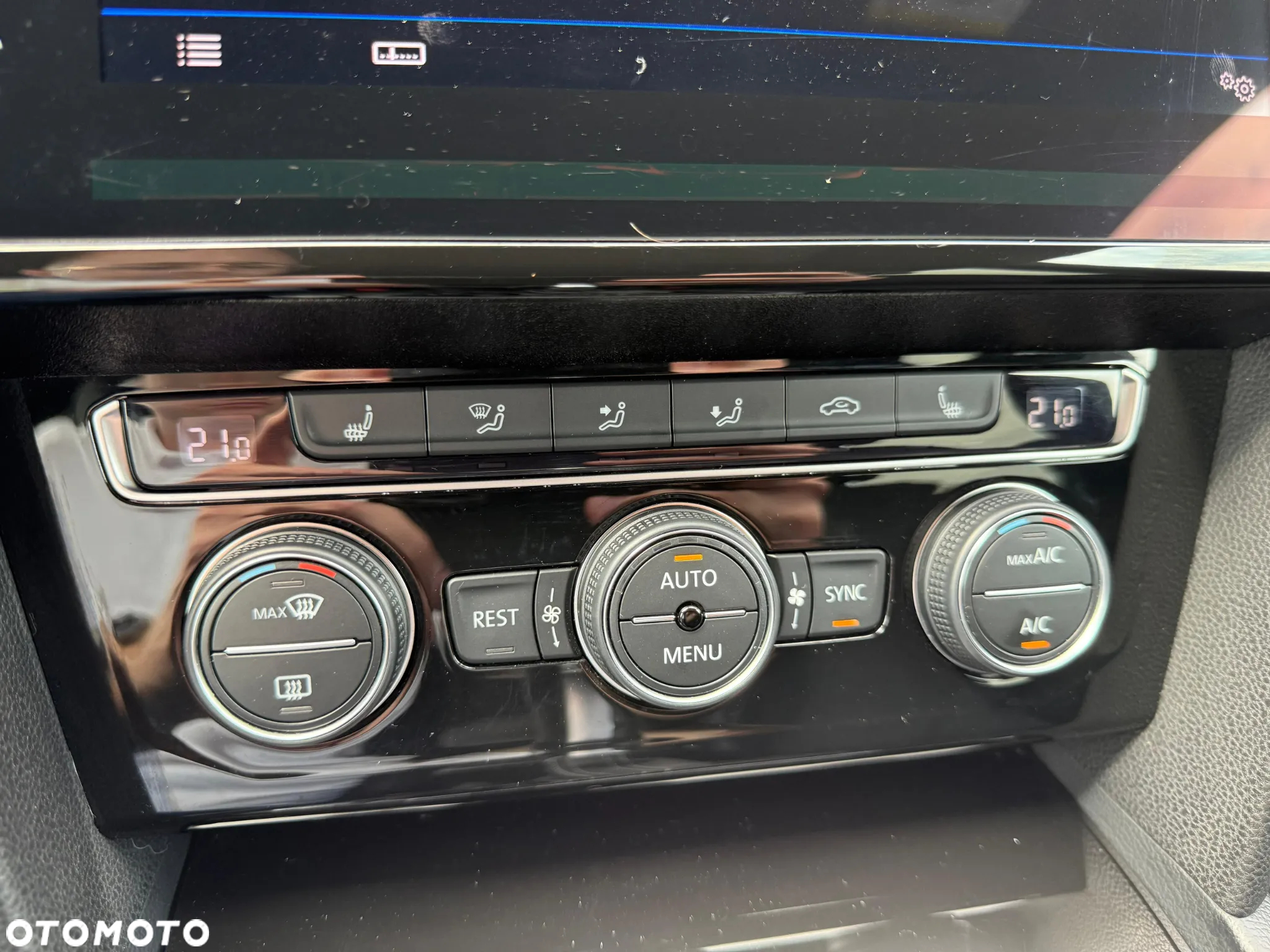 Volkswagen Arteon 2.0 TSI R-Line DSG - 25