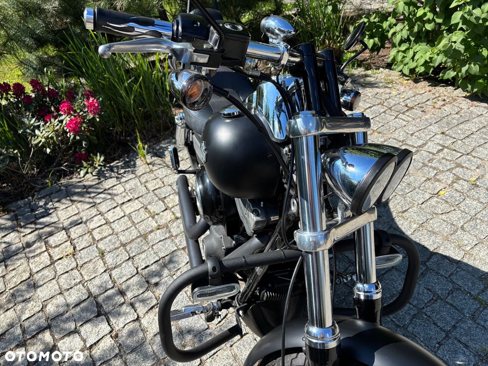 Harley-Davidson Dyna Fat Bob - 4