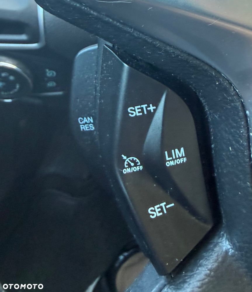 Ford Focus 1.6 Titanium - 26
