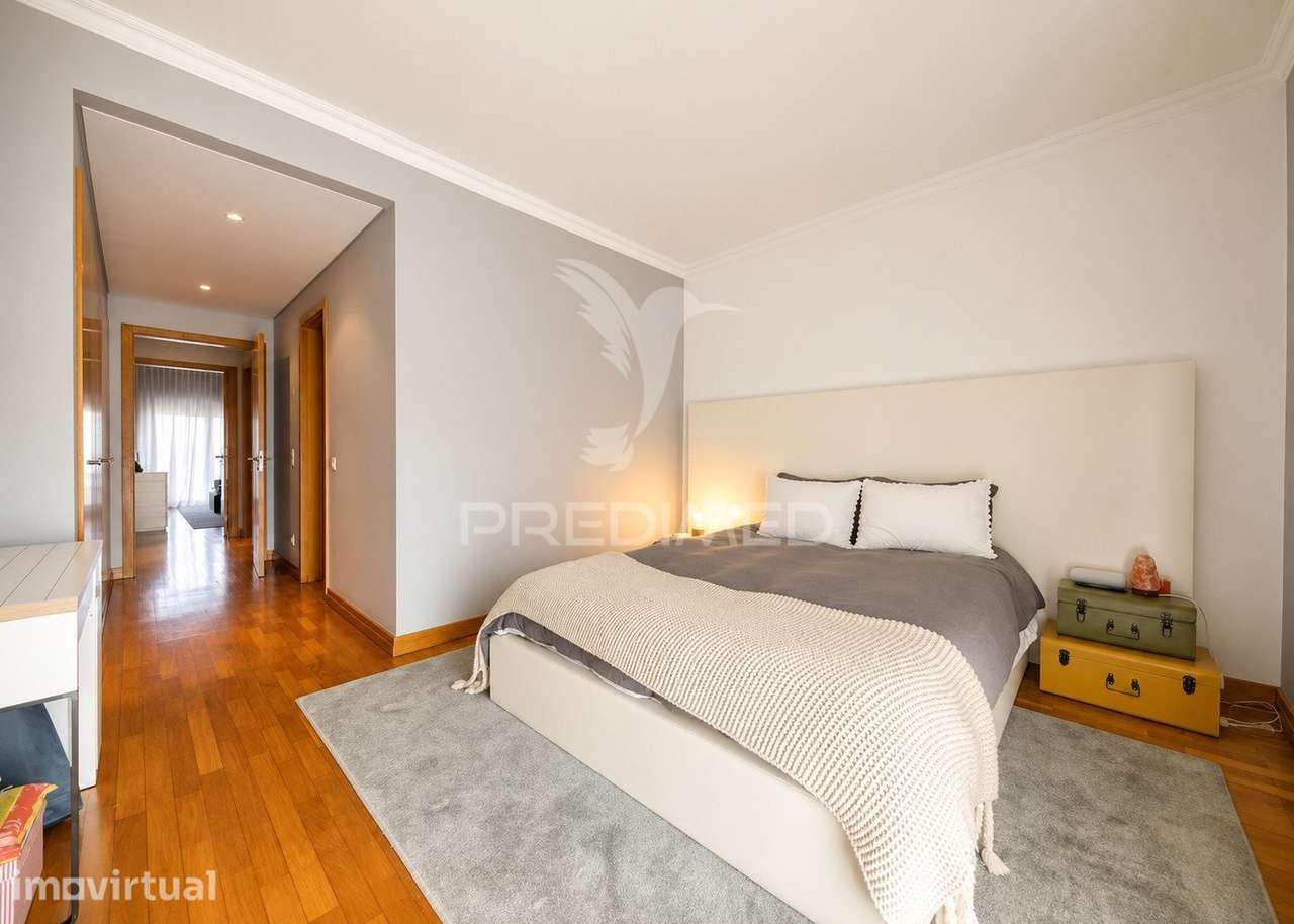 Apartamento T3 no centro de Aveiro (Fonte Nova) com varanda de 20 m... - Grande imagem: 5/11