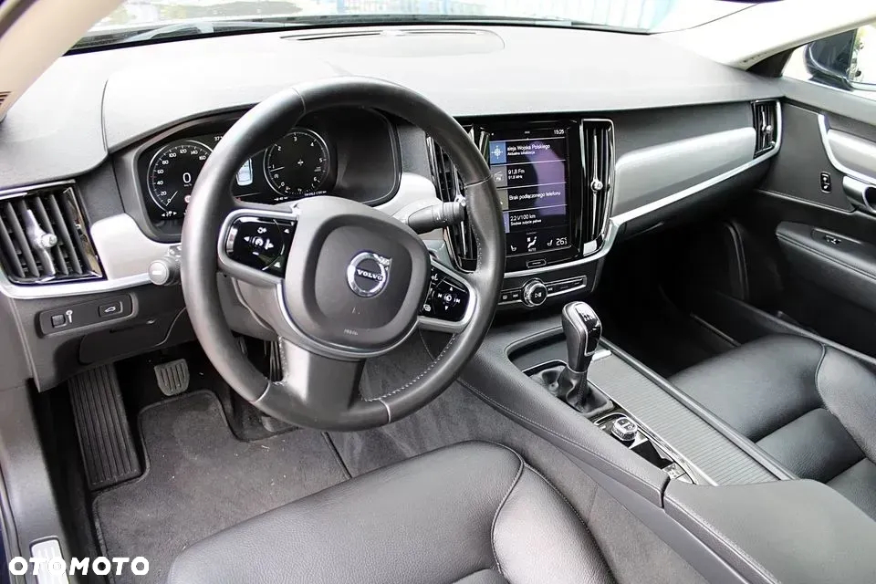 Volvo S90 - 12