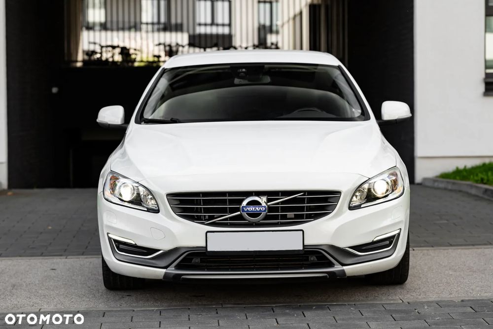 Volvo V60 2014 photo 4