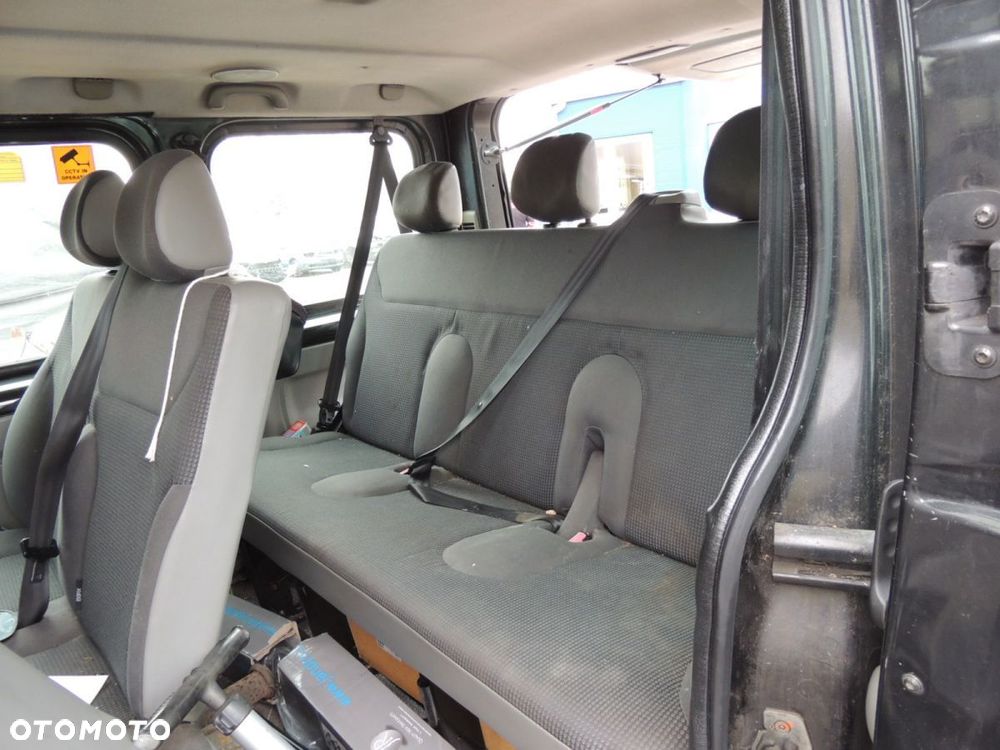 Fotele, kanapy Opel Vivaro Passanger '13