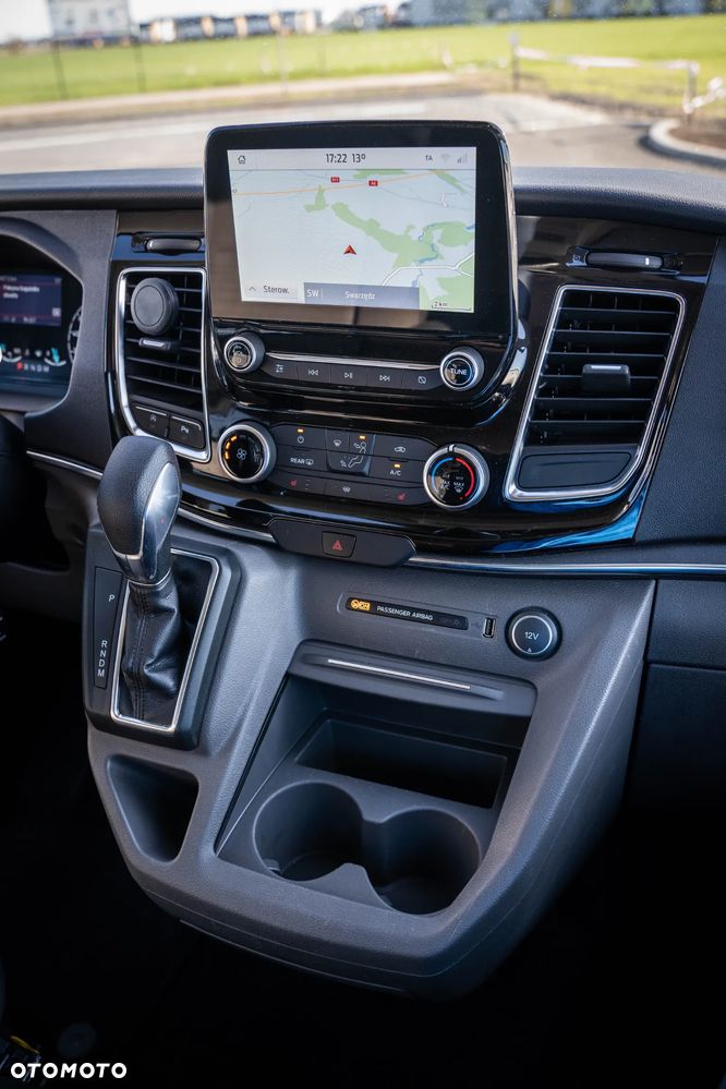 Ford Tourneo Custom - 7