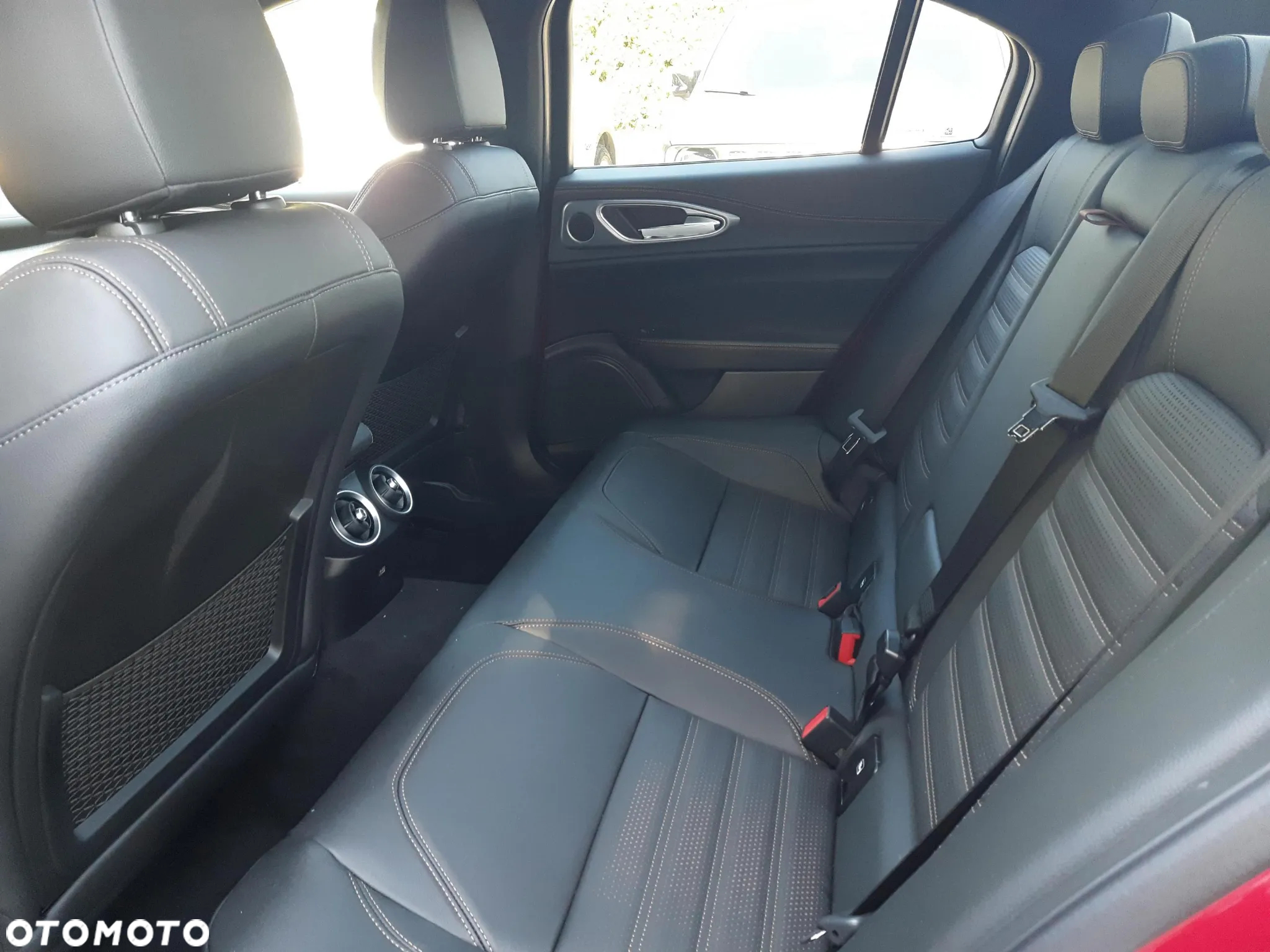 Alfa Romeo Giulia 2.0 Turbo Intensa Q4 - 17