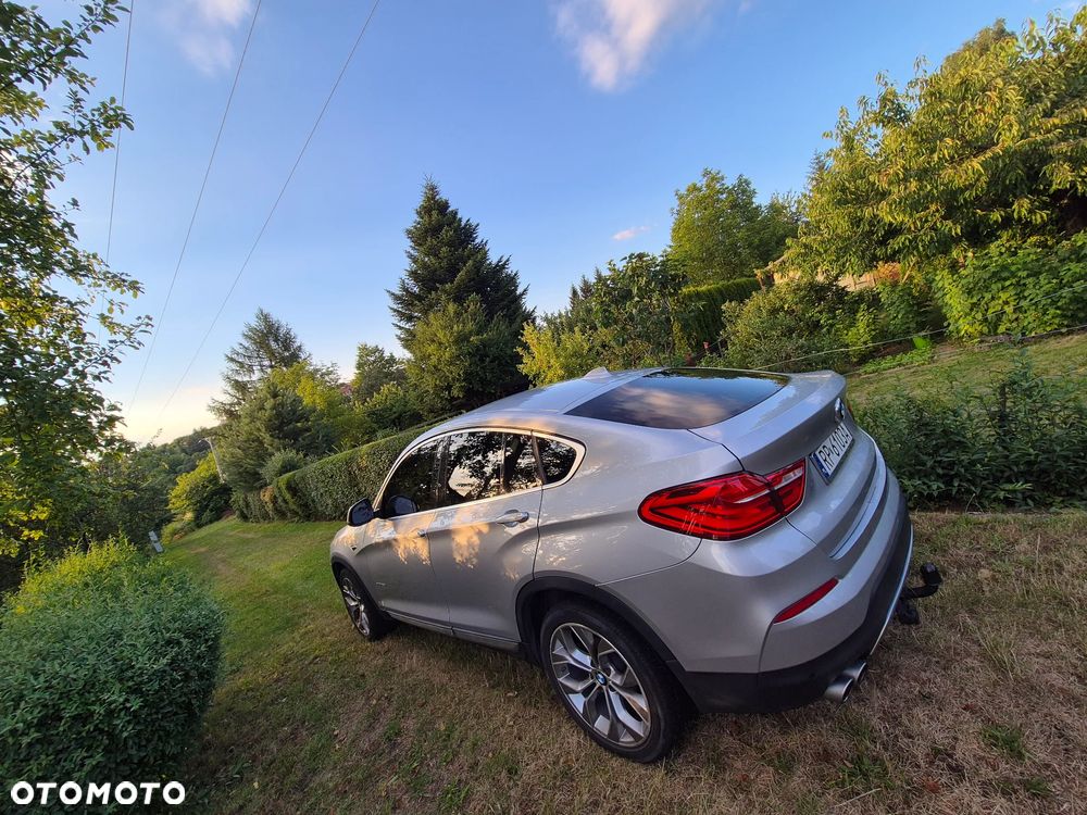 BMW X4 xDrive28i xLine - 4