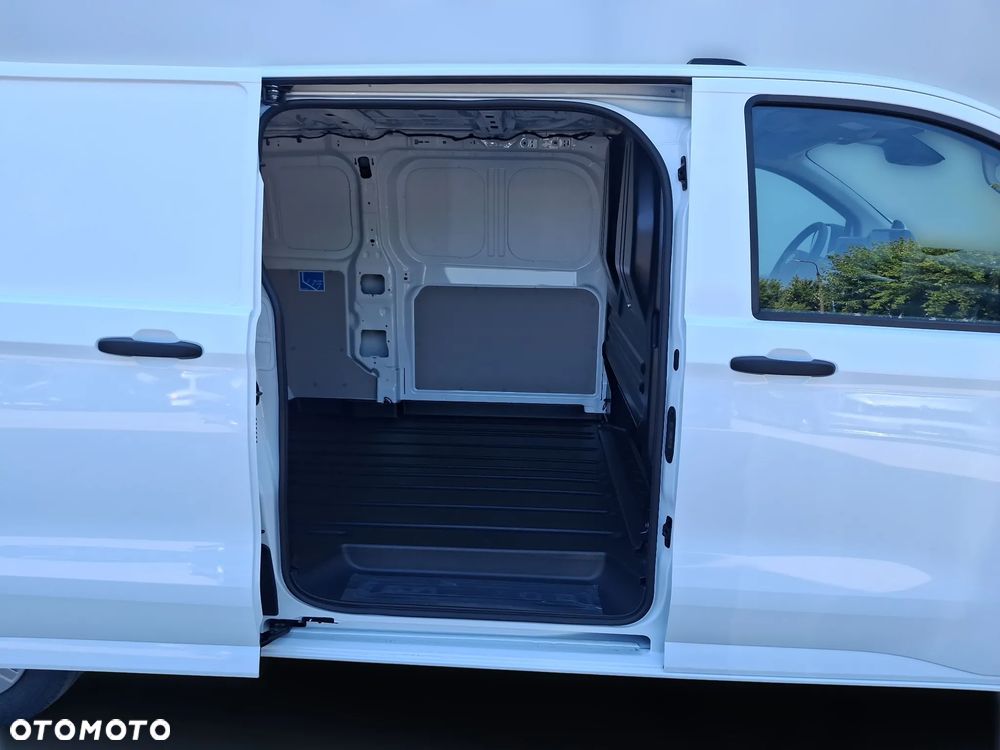 Volkswagen Transporter - 40
