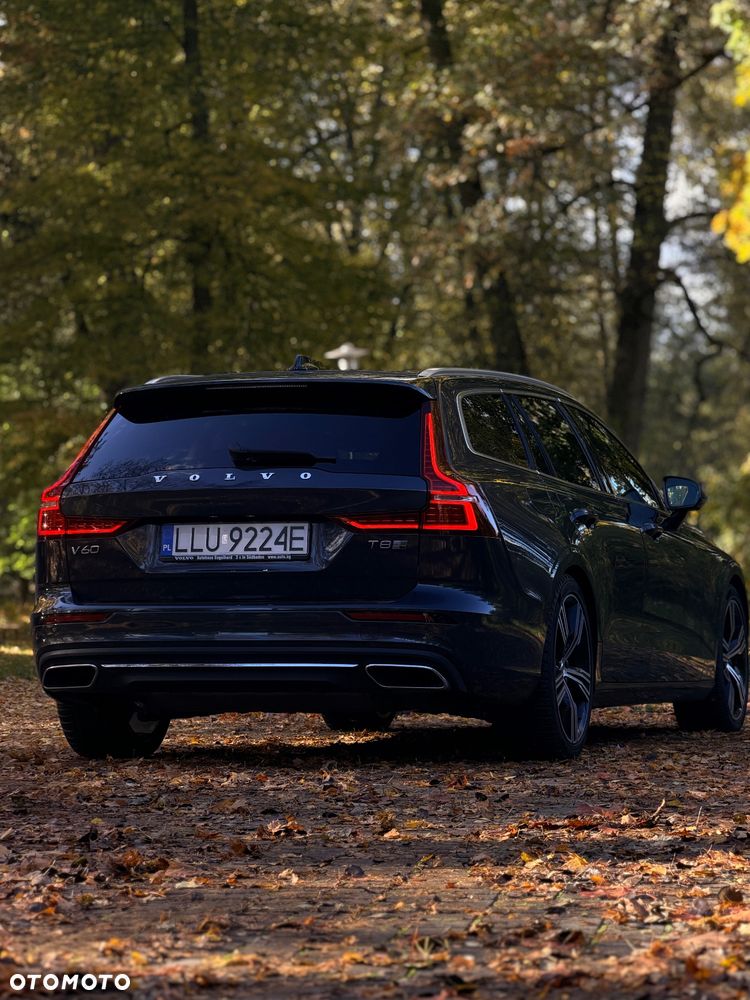 Volvo V60 T8 AWD Twin Engine Geartronic Inscription - 9