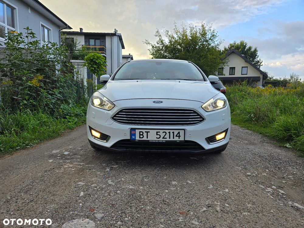 Ford Focus 1.0 EcoBoost Titanium ASS PowerShift - 2