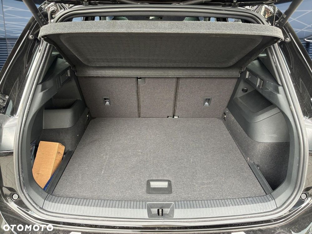 Volkswagen Tiguan - 33