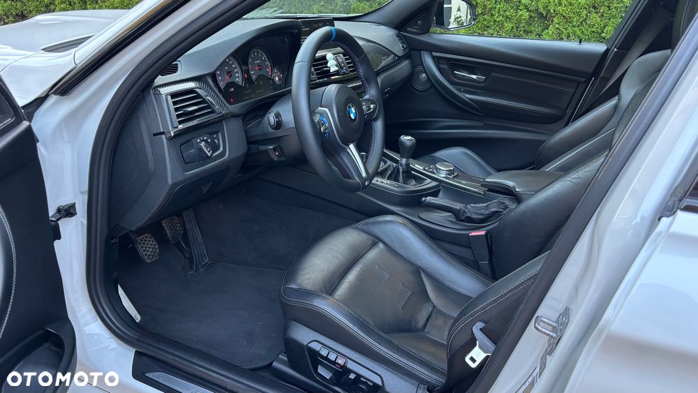 BMW M3 - 40