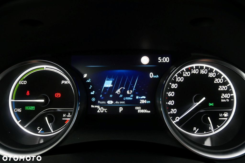 Toyota Camry - 9