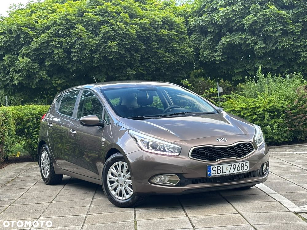 Kia Ceed 1.6 GDI Edition 7 - 11