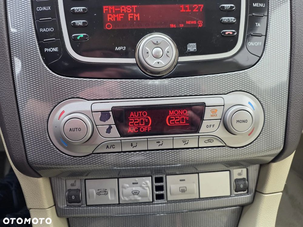 Ford Focus 2.0 16V Titanium - 20