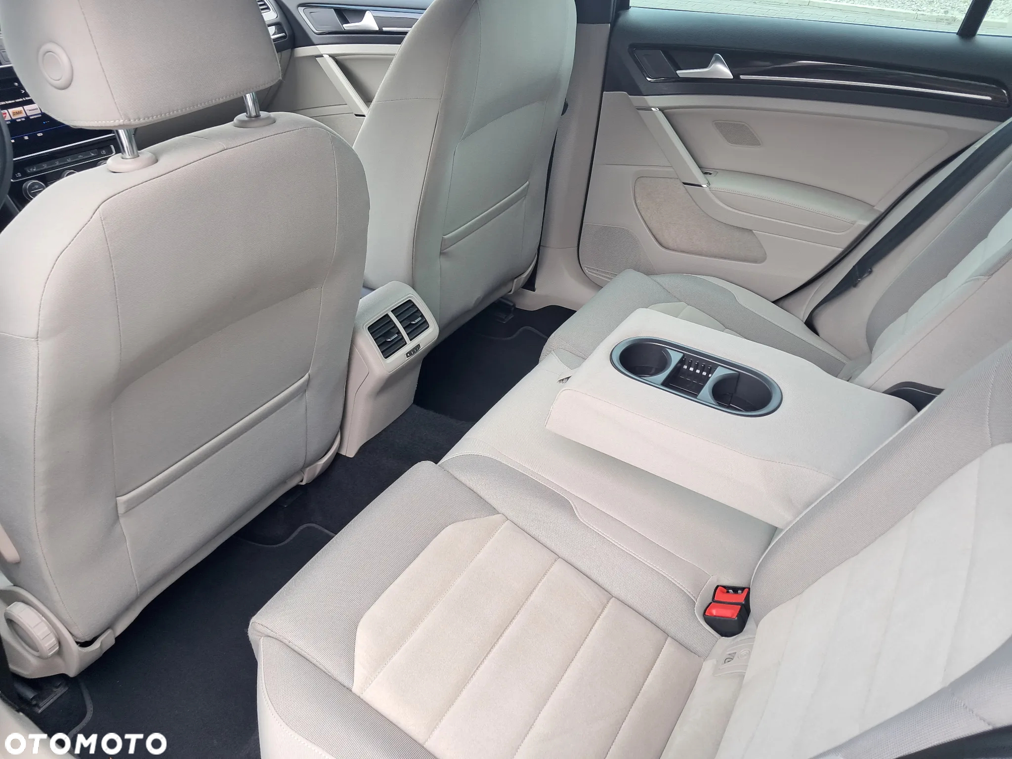 Volkswagen Golf VII 1.5 TSI BMT Evo Highline DSG - 11
