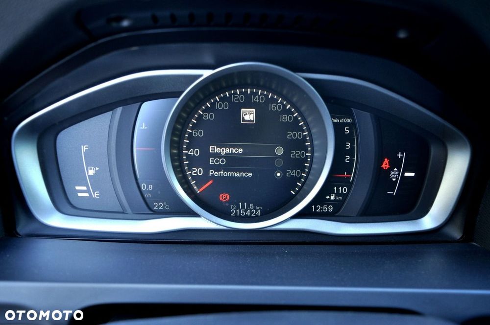 Volvo V60 D2 Drive-E Momentum - 27