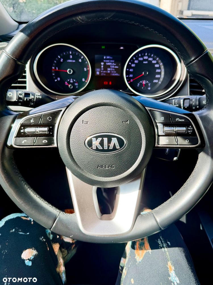 Kia Ceed 1.6 CRDi mHEV M - 8