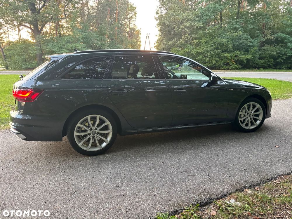 Audi A4 Avant 40 TDI Quattro S Line S tronic - 4