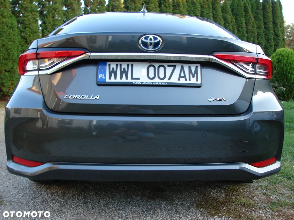 Toyota Corolla 1.8 Hybrid Style - 17