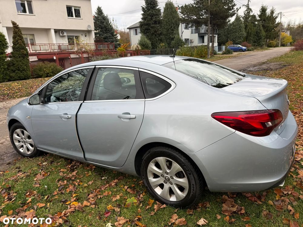Opel Astra - 6