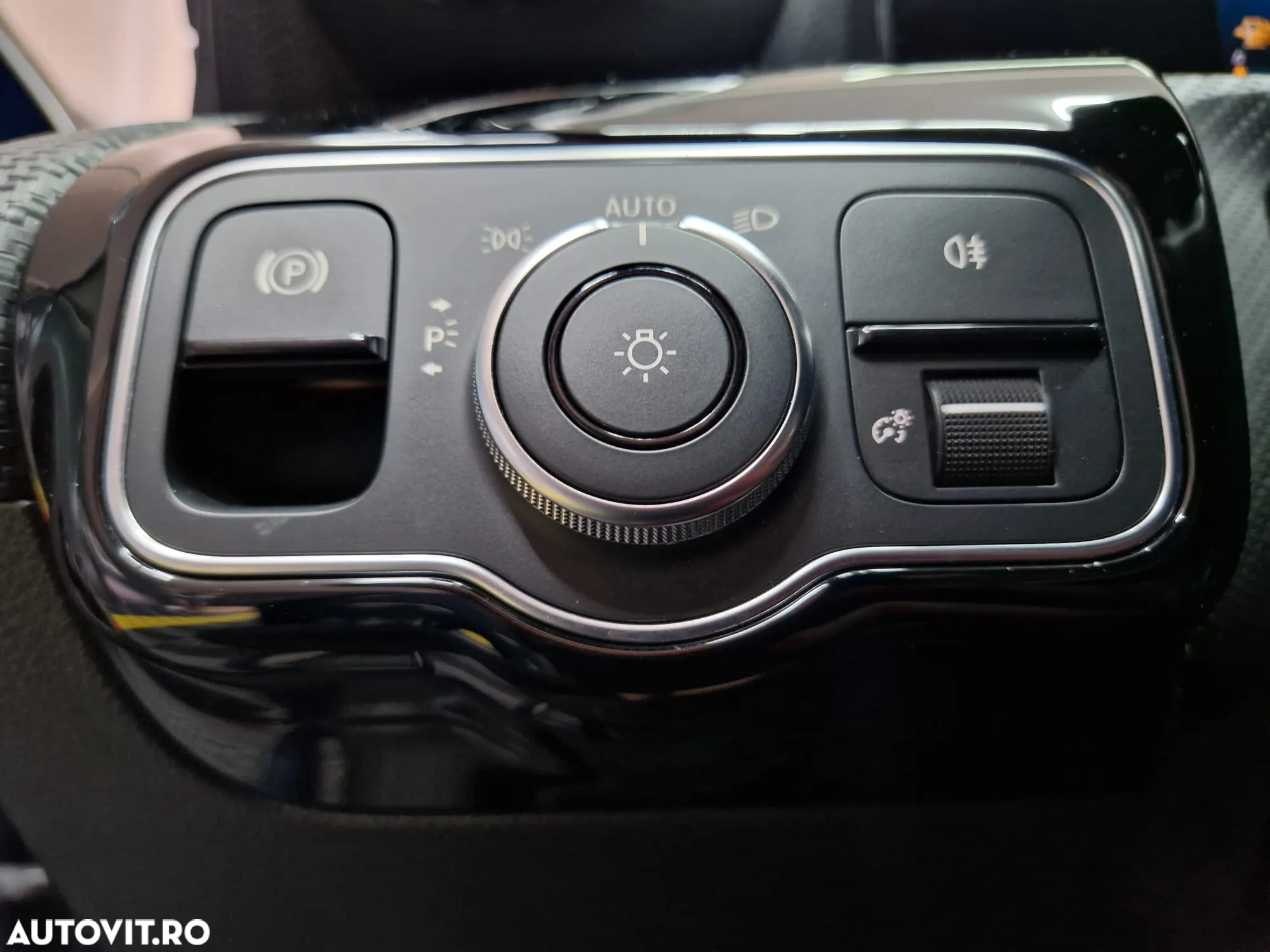 Mercedes-Benz A 180 d 8G-DCT - 13