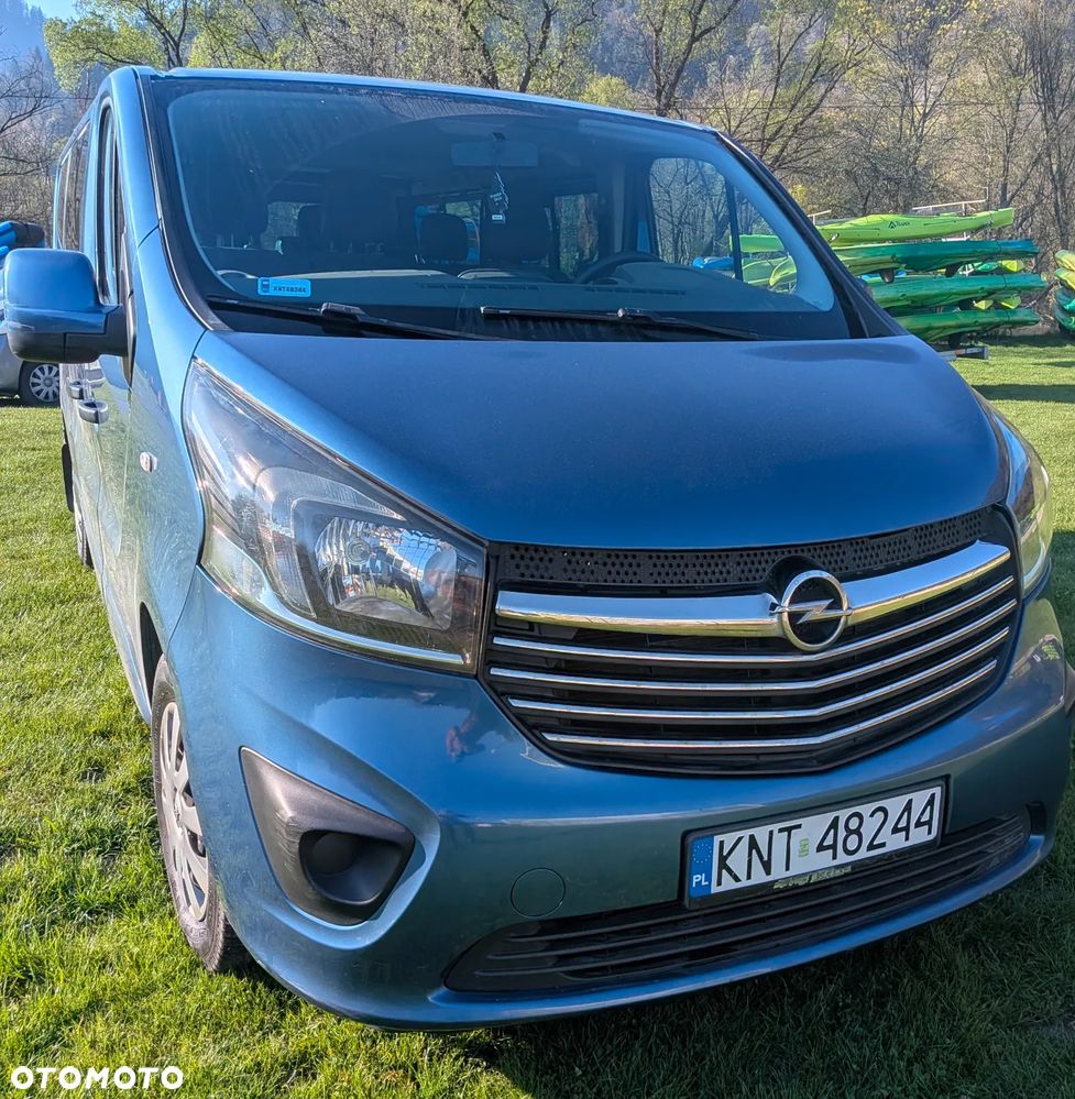 Opel Vivaro - 1