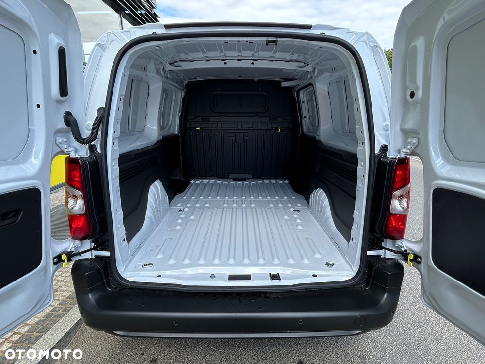 Opel Combo XL L2 - 12