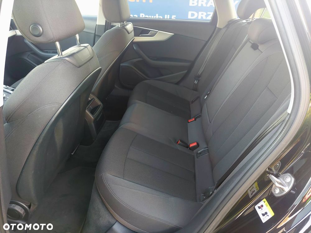 Audi A4 Avant 2.0 TDI - 12