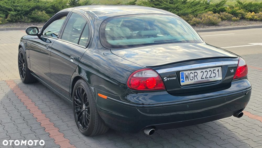 Jaguar S-Type 4.2 V8 Executive - 12