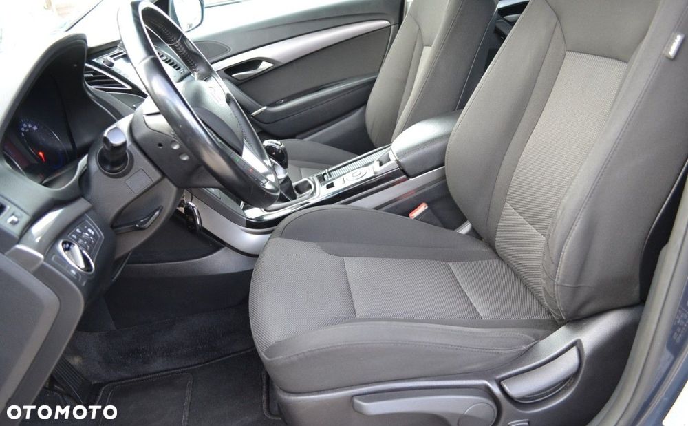 Hyundai i40 Kombi blue 1.6 Trend - 8