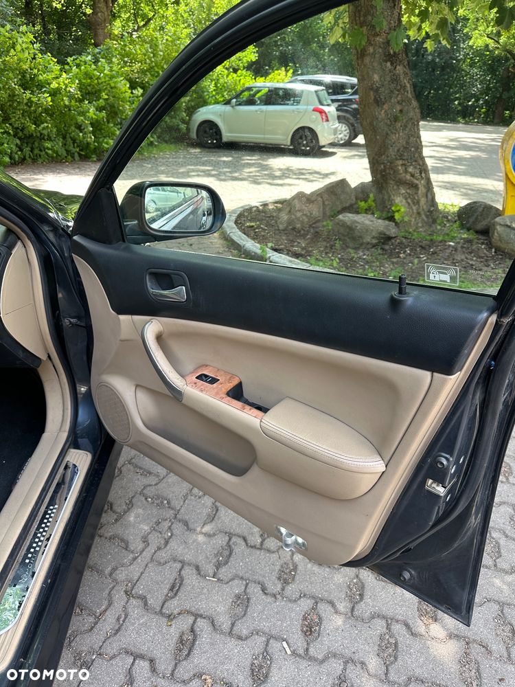 Honda Accord - 22
