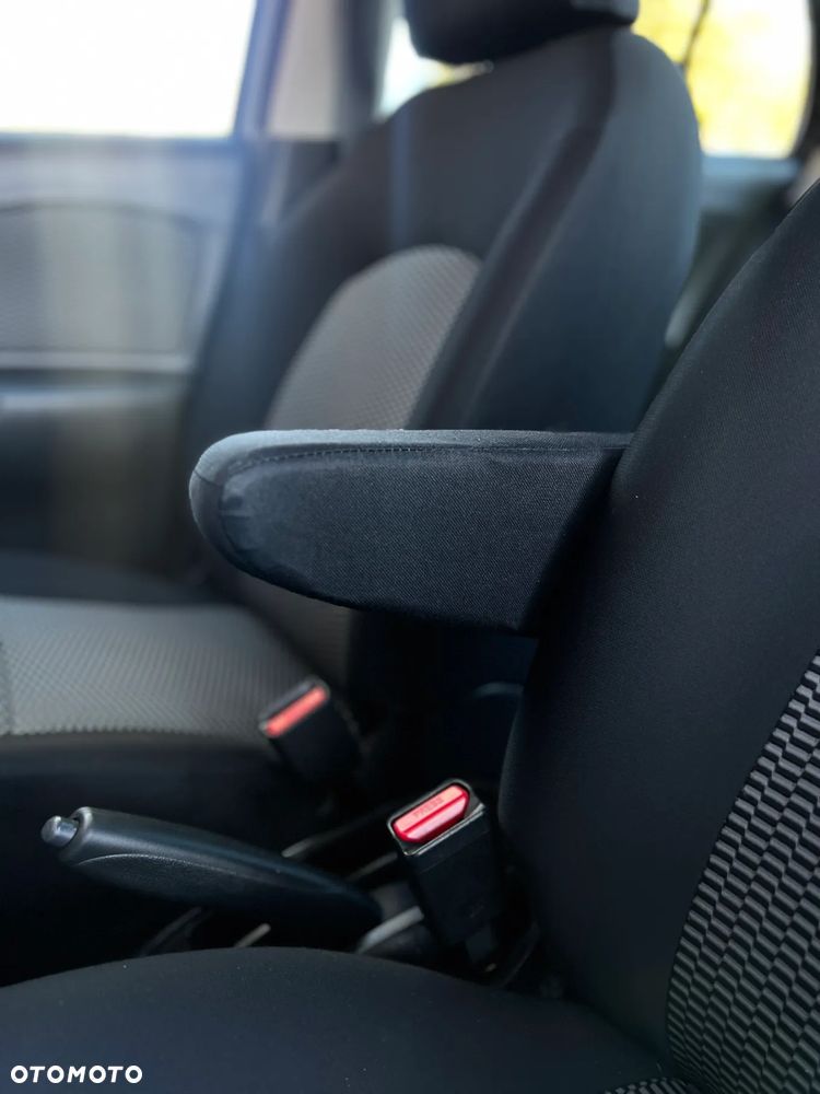 Nissan Micra - 29