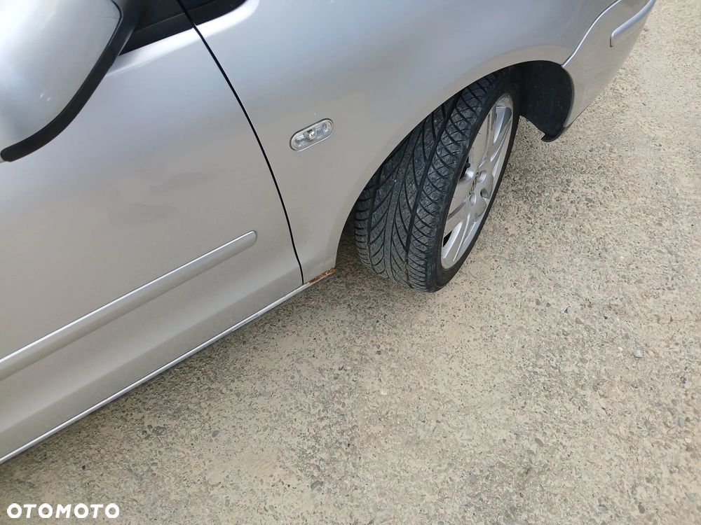 Volkswagen Polo 1.4 16V Trendline - 7